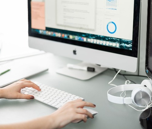 Live Vacancy - *SEO Account Manager* banner